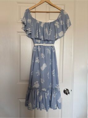 Free the Roses Blue Floral Off Shoulder Maxi Dress✨NWOT Sz Small